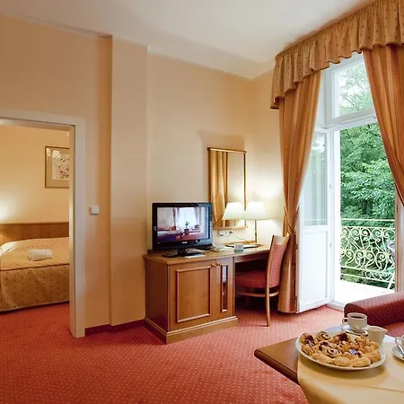 Ensana Vltava 호텔 4*