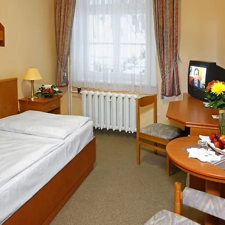 Ensana Vltava 4*