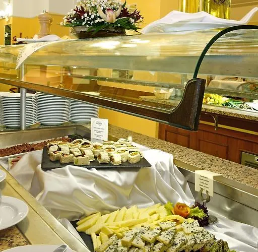Ensana Vltava 4*
