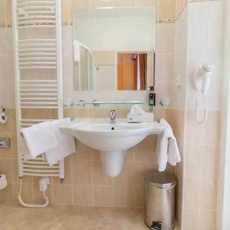 Hotel Ensana Vltava 4*